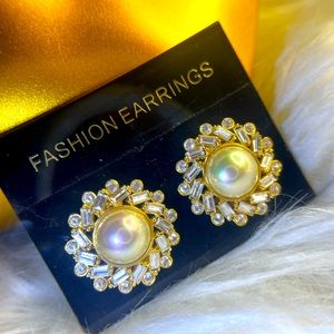 Vintage clip earrings